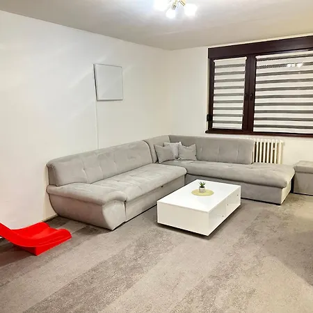 Dedic With Garden Apartment